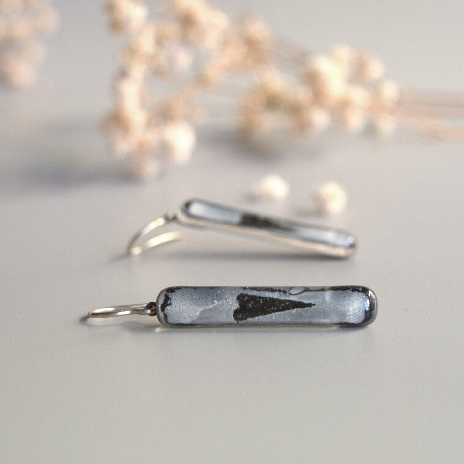 Pendientes Corazón negro de vidrio y plata de ley, Joyas únicas - 2