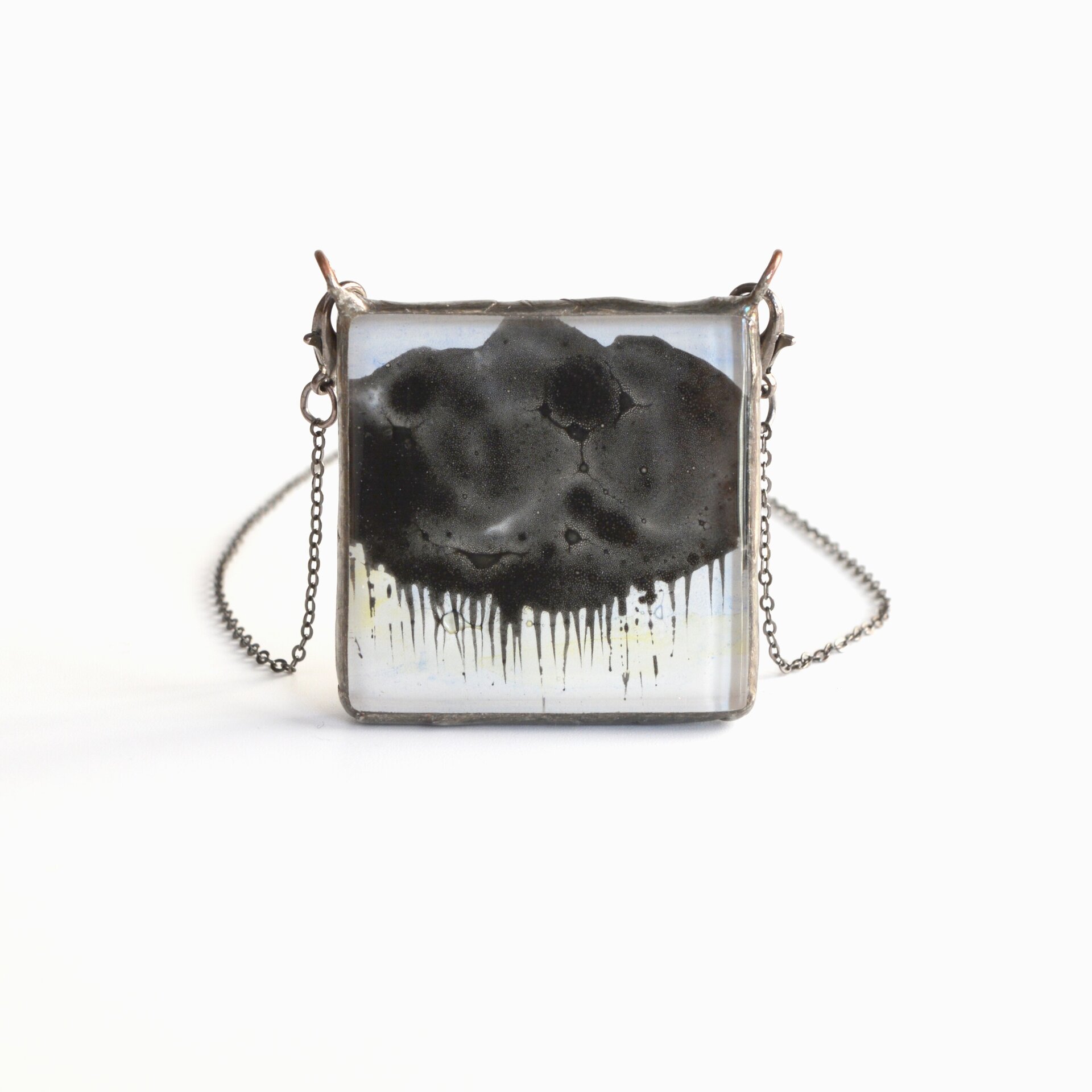 Colgante con nube de tormenta, Arte para vestir pintado a mano, Joyas únicas - 4